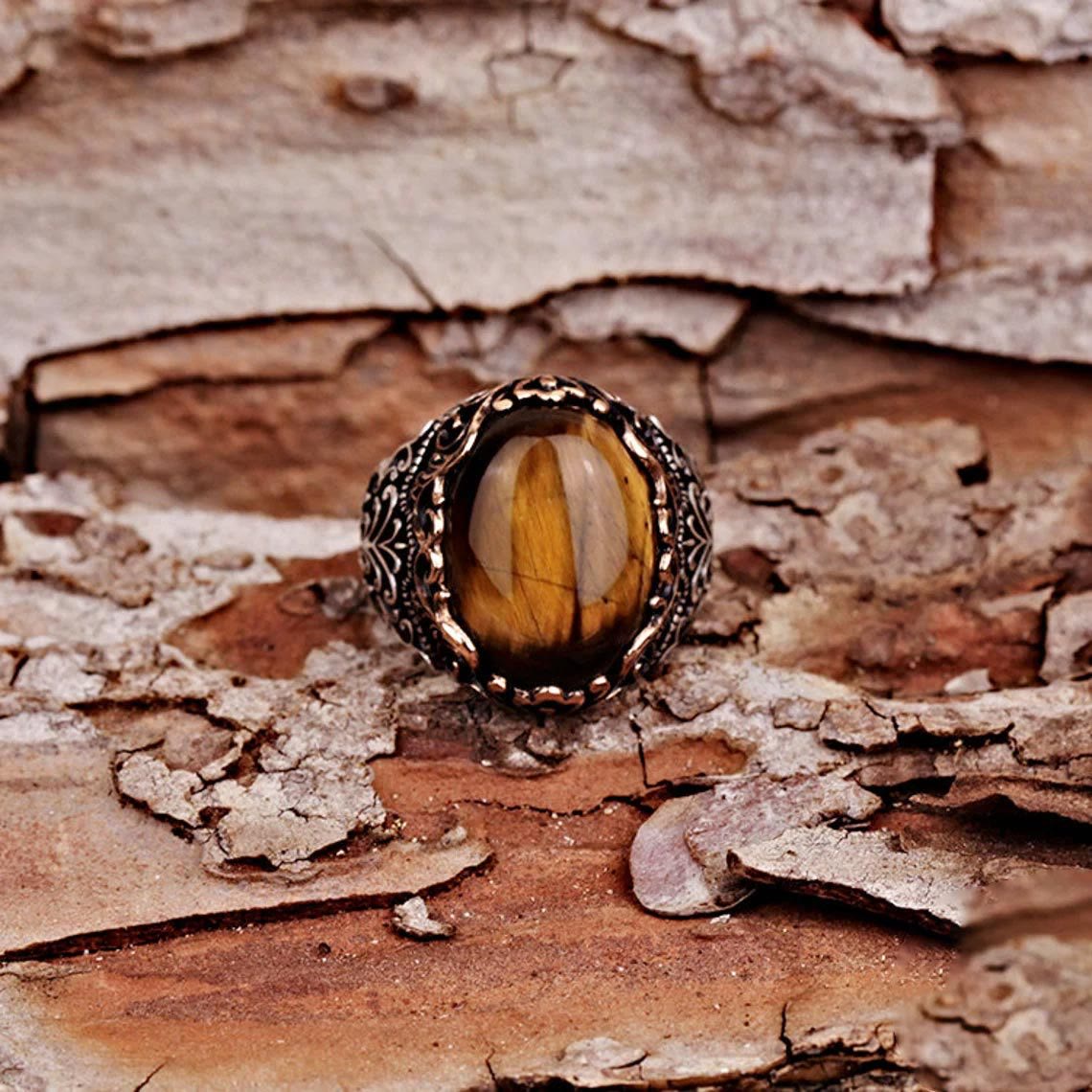 Olivenorma Men's Tiger Eye Gemstone Ring