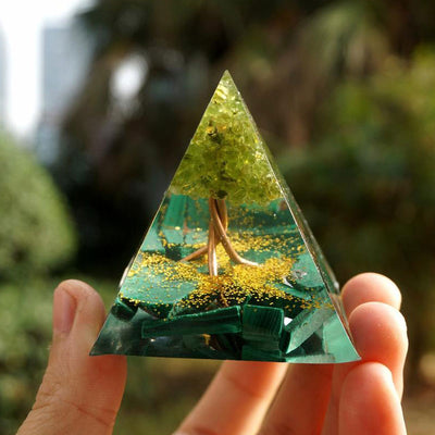 Olivenorma Sacred Heart Forest Malachite & Peridot Orgone Pyramid - image 2