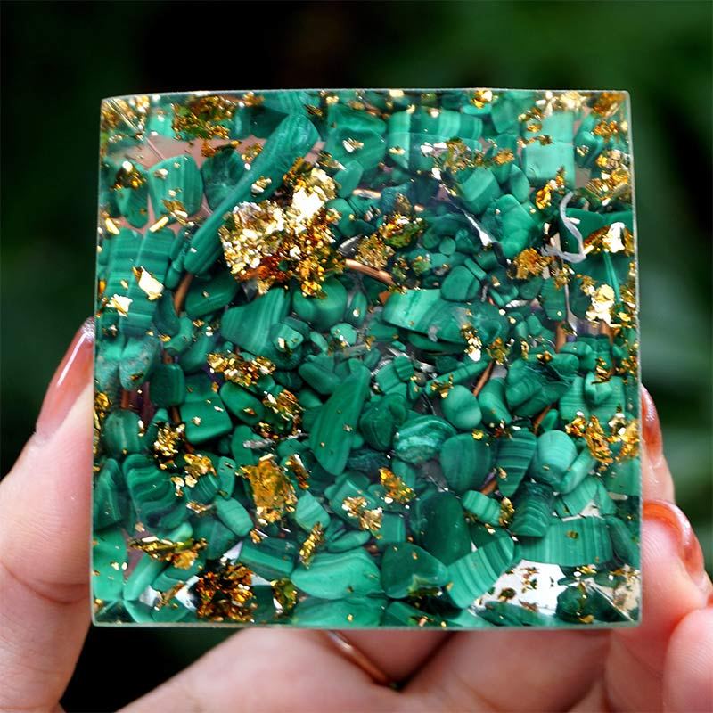 Olivenorma Mystic Union Amethyst & Malachite Orgone Pyramid - image 5