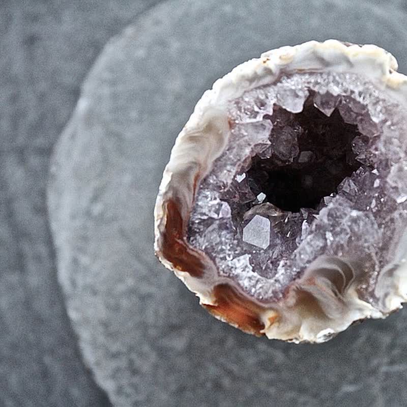 Olivenorma Natural Amethyst Geode Rock Gemstone Decoration