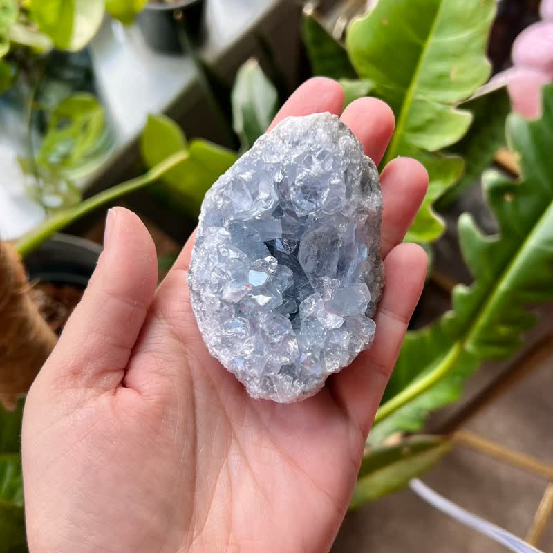 Olivenorma Natural Kyanite Geode Healing Gemstone Decoration