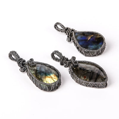 Olivenorma Natural Labradorite Amorphous Bound Wire Pendant Necklace