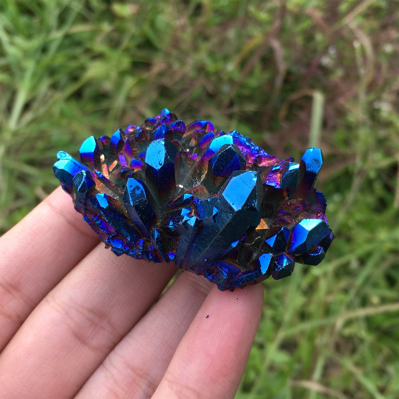 Olivenorma Natural Titanium Aura Quartz Crystal Cluster Gemstone Decoration