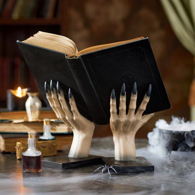 Olivenorma Lifelike Witch Hands Bookstand Bookend Ornament