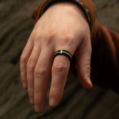 Olivenorma Men Green Coral Fragments Gold Foil Ring