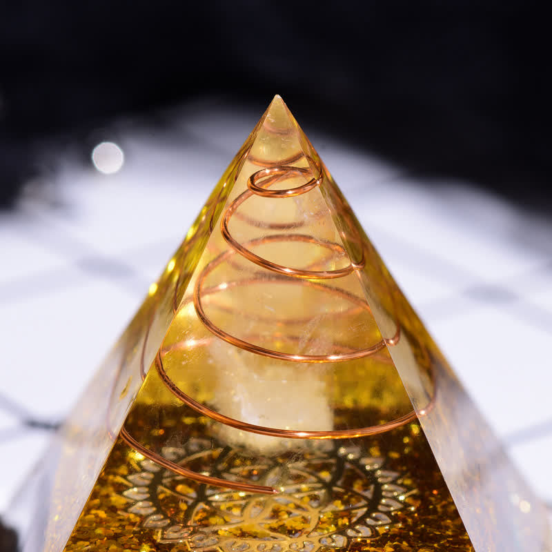 Olivenorma Clear Crystal Malachite Orgone Pyramid