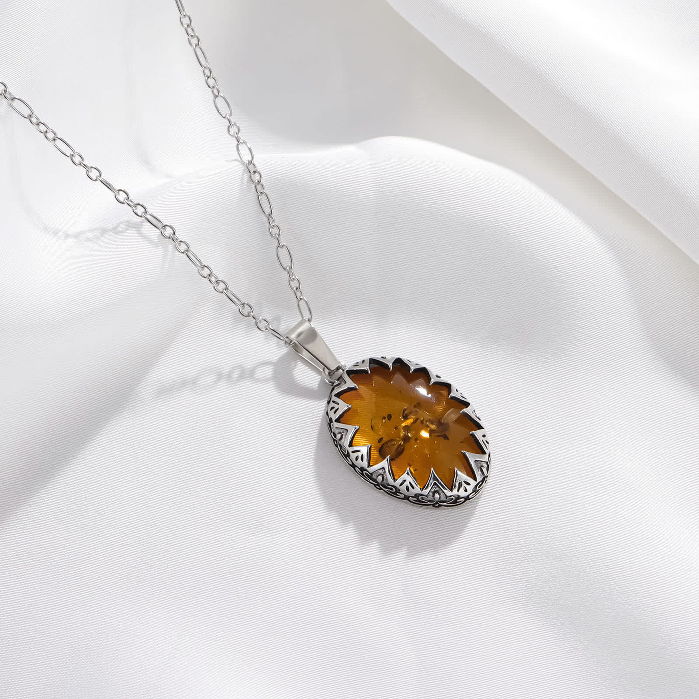 Olivenorma Amber Pendant Necklace