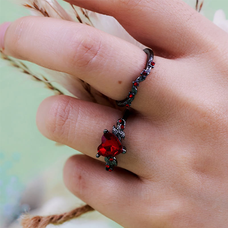 Olivenorma 2Pcs Heart Ruby Quartz Black Ring Set