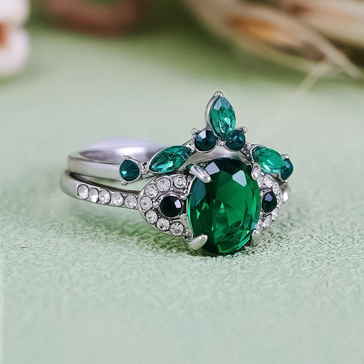Olivenorma Emerald Crown Two-Piece Ring Set