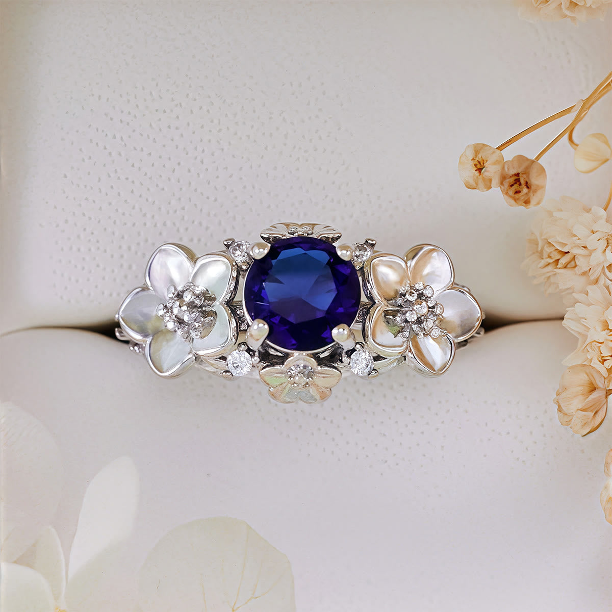 Olivenorma"Blooming Flowers" Sapphire Obsidian White Zircon Ring