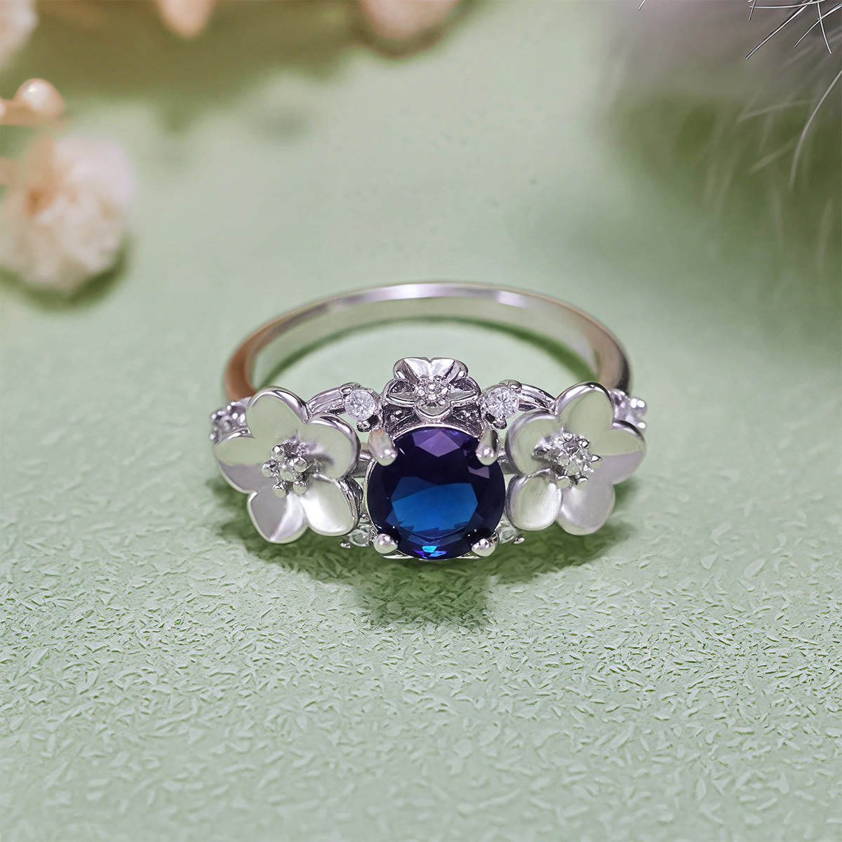Olivenorma"Blooming Flowers" Sapphire Obsidian White Zircon Ring