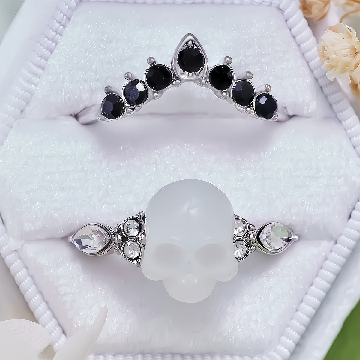 Olivenorma Gothic Resin skull and Moissanite Crown Ring Set