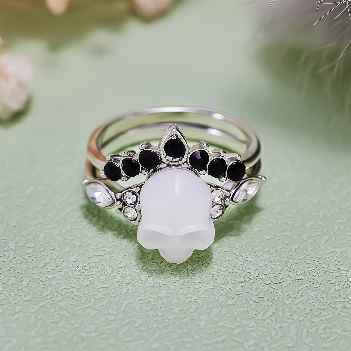 Olivenorma Gothic Resin skull and Moissanite Crown Ring Set