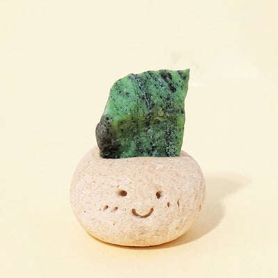 Olivenorma Natural Irregular Crystal Small Bean Decoration