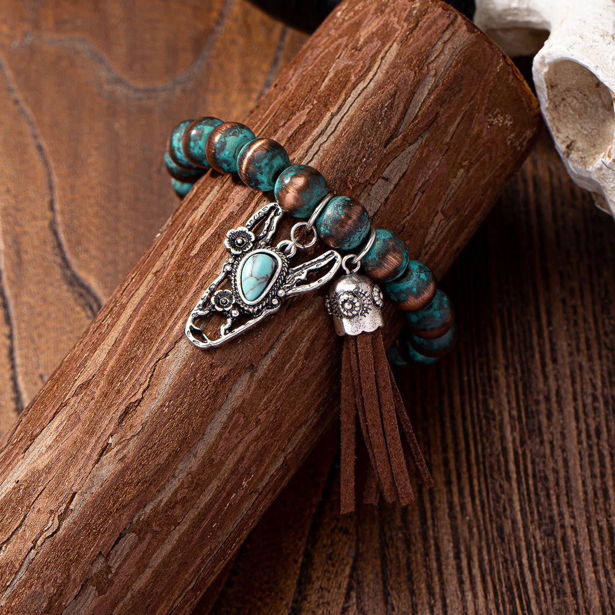 Olivenorma Retro Western Style Turquoise Metal Crystal Beaded Bracelet