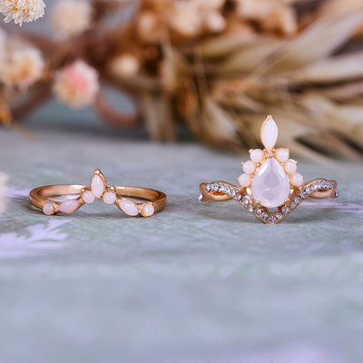 Olivenorma Pear Cut White Chalcedony Crown Design Ring Set