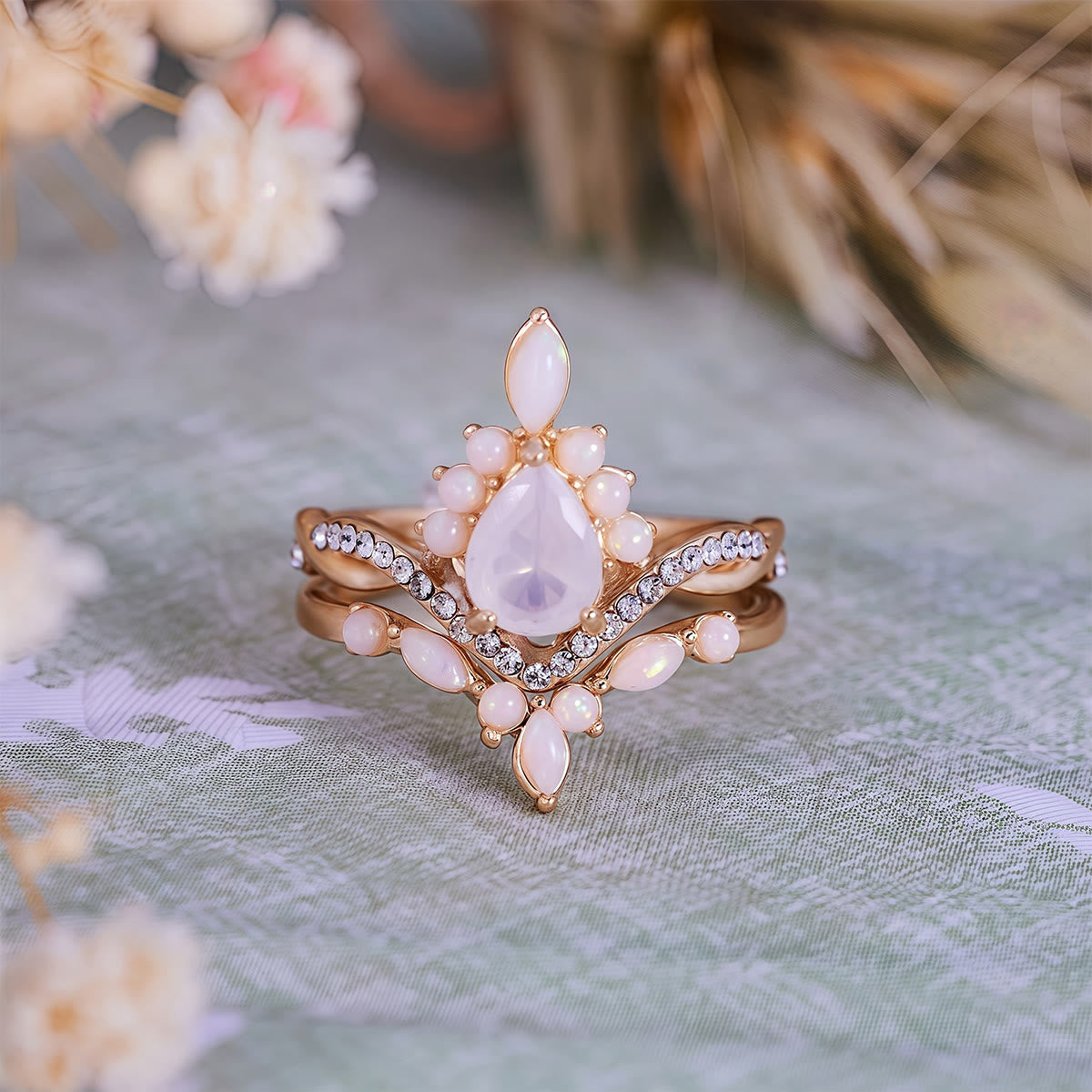 Olivenorma Pear Cut White Chalcedony Crown Design Ring Set