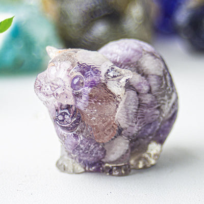 Olivenorma Crystal Epoxy Fighting Cats Gemstone Decoration