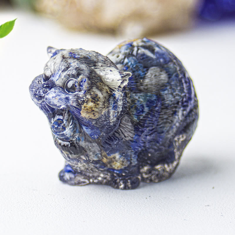 Olivenorma Crystal Epoxy Fighting Cats Gemstone Decoration