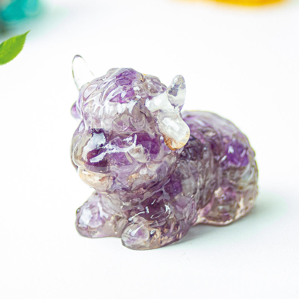 Olivenorma Crystal Epoxy Highland Cattle Gemstone Decoration