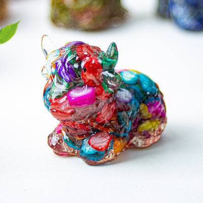 Olivenorma Crystal Epoxy Highland Cattle Gemstone Decoration