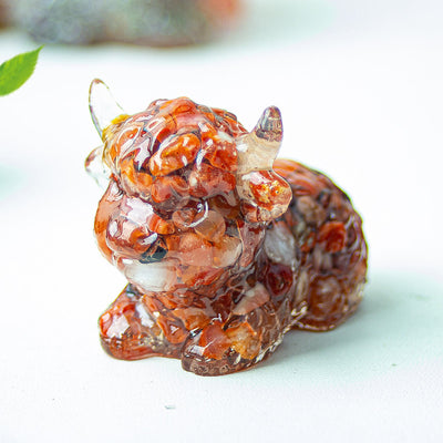 Olivenorma Crystal Epoxy Highland Cattle Gemstone Decoration