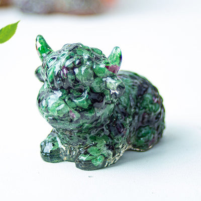 Olivenorma Crystal Epoxy Highland Cattle Gemstone Decoration