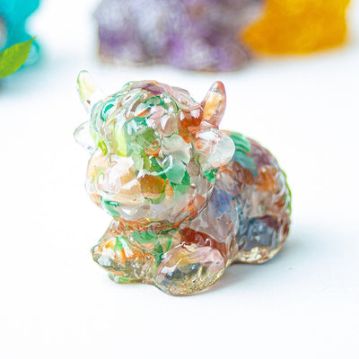 Olivenorma Crystal Epoxy Highland Cattle Gemstone Decoration