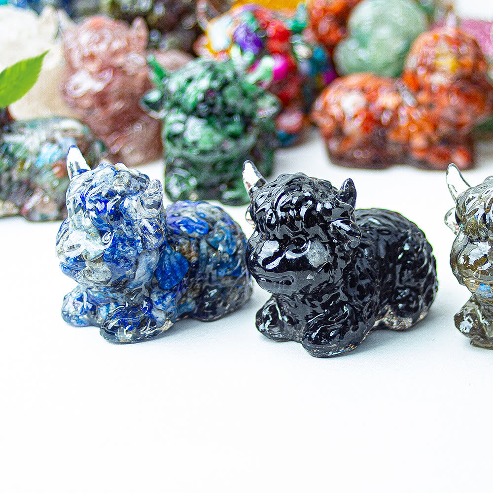 Olivenorma Crystal Epoxy Highland Cattle Gemstone Decoration