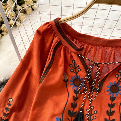 Olivenorma Pastoral Flower Embroidery Lantern Sleeve Women's Shirt