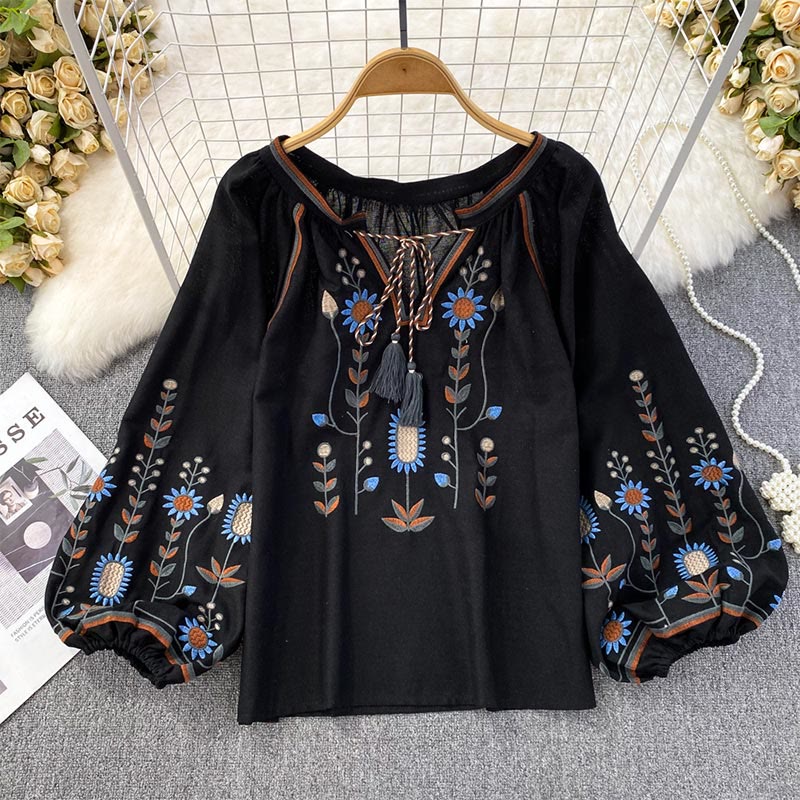 Olivenorma Pastoral Flower Embroidery Lantern Sleeve Women's Shirt