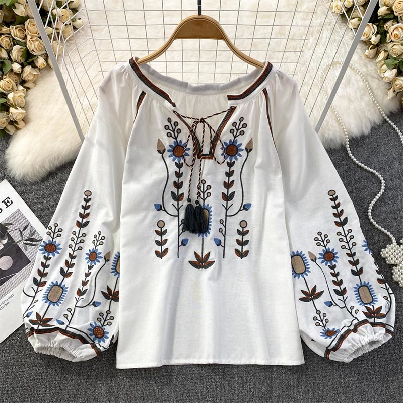 Olivenorma Pastoral Flower Embroidery Lantern Sleeve Women's Shirt