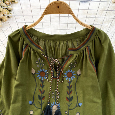 Olivenorma Pastoral Flower Embroidery Lantern Sleeve Women's Shirt