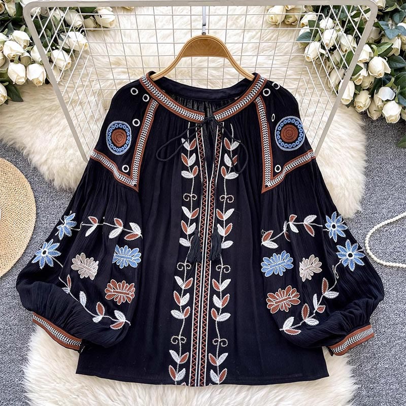 Olivenorma Vintage European Court Style Embroidery Women's Shirt