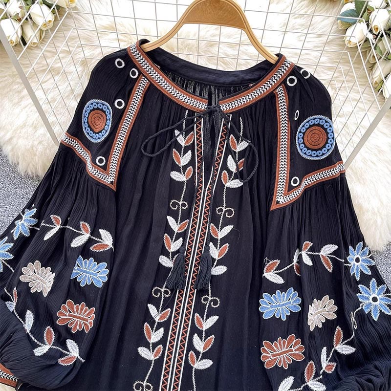 Olivenorma Vintage European Court Style Embroidery Women's Shirt