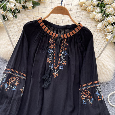 Olivenorma Literary Fresh Retro Embroidery Women's Shirt