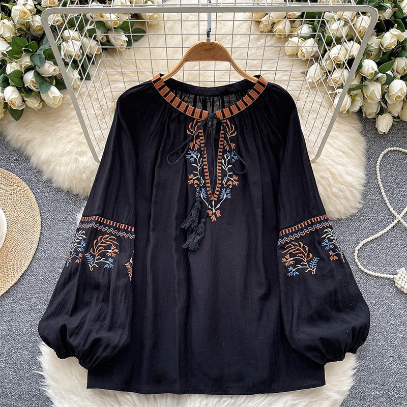 Olivenorma Literary Fresh Retro Embroidery Women's Shirt