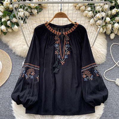 Olivenorma Literary Fresh Retro Embroidery Women's Shirt