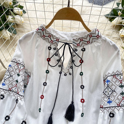 Olivenorma Vintage Flowers Embroidery Lantern Sleeve Women's Shirt