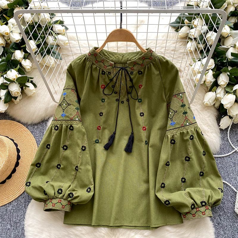 Olivenorma Vintage Flowers Embroidery Lantern Sleeve Women's Shirt