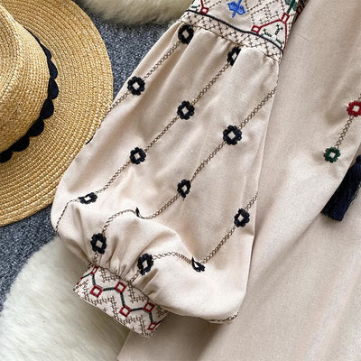 Olivenorma Vintage Flowers Embroidery Lantern Sleeve Women's Shirt