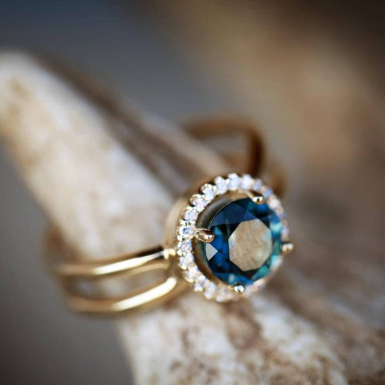 Olivenorma "Deepen Love"  Round Cut Blue Topaz Engagement Ring