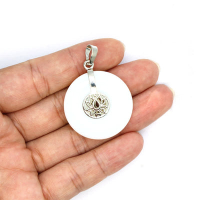 Olivenorma Natural Crystal Peace Buckle Tree Of Life Necklace