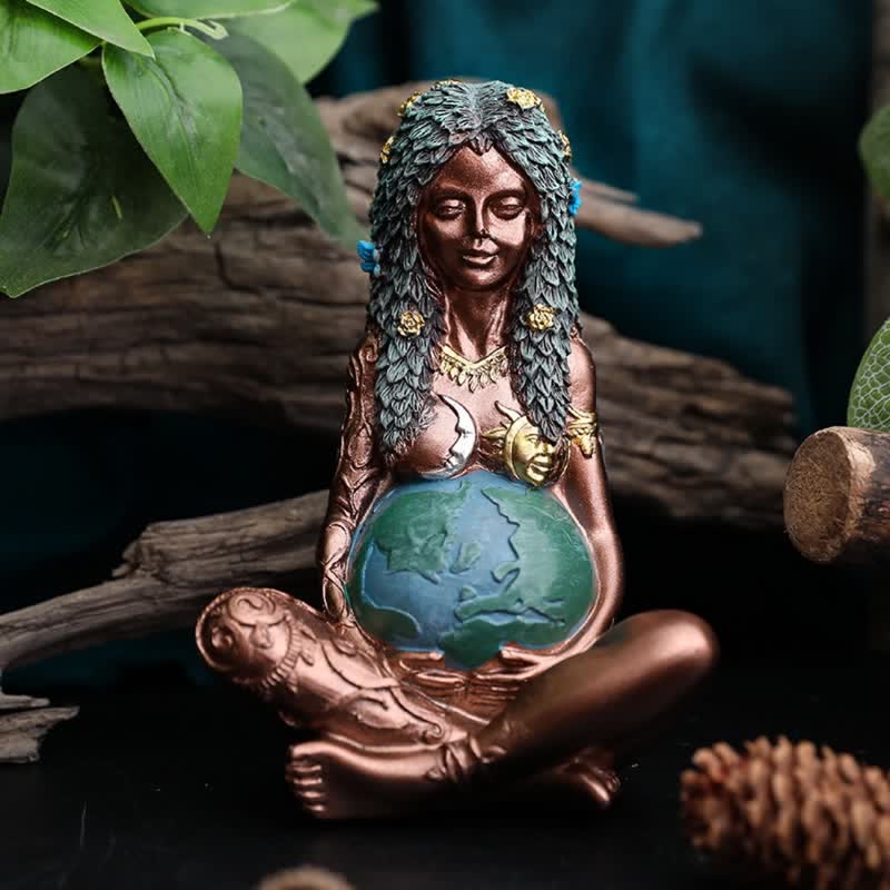 Olivenorma Mother Earth Art Statue Decoration