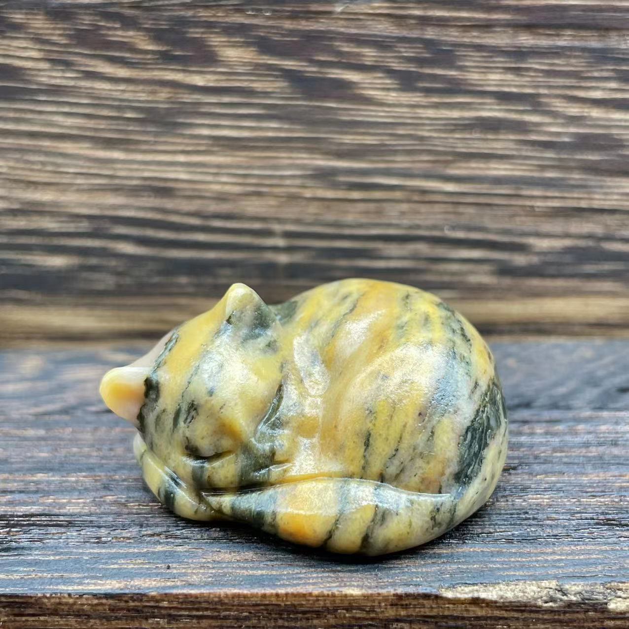 Olivenorma 4cm Natural Crystal Nap Cat Gemstone Decoration