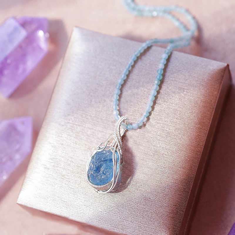 Olivenorma Natural Crystal Rough Handmade Pendant Necklace