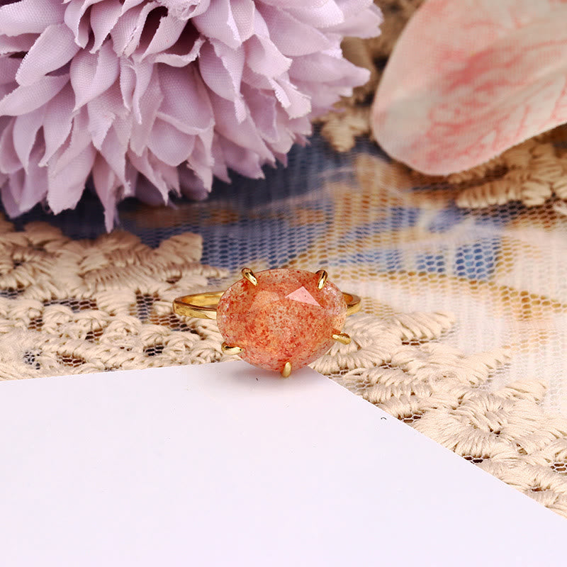 Olivenorma Natural Strawberry Quartz Five-Prong Ring