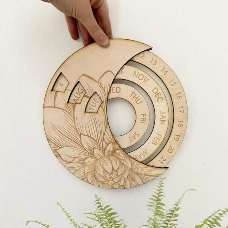 Olivenorma Circle Wooden Crescent Moon Perpetual Calendar Wall Decor