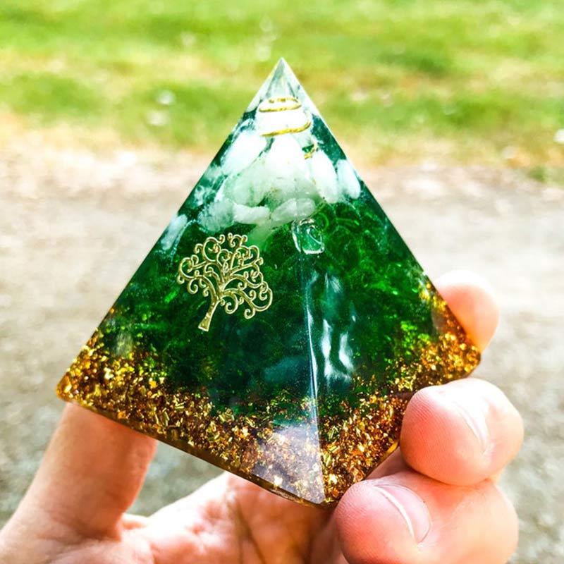 Olivenorma Heart of Nature Green Jade & Clear Quartz Orgone Pyramid - image 2