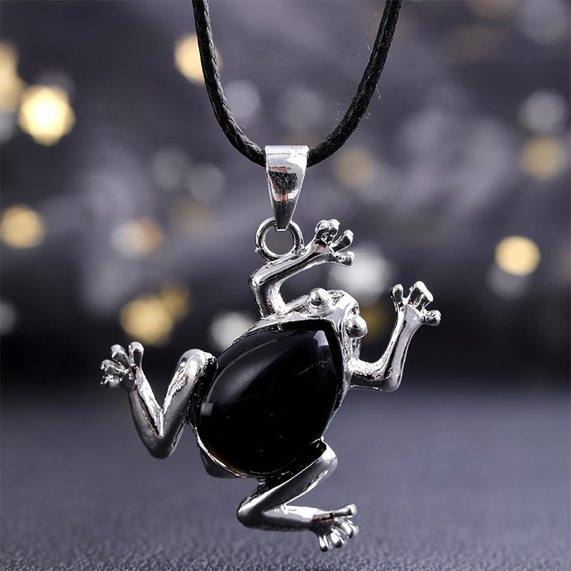 Olivenorma Natural Crystal Frog Meditation Necklace